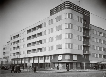 Architect J. Żórawski, built between 1935–1936, 28 Puławska Street